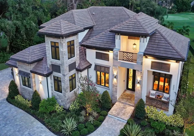 Photo 3 of Single family home for sale at 650 Oaks Crk Ct, Osprey, FL 34229 | MLS# A4707301 | Listing updated on 2026-09-29