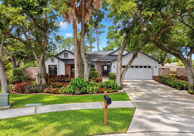 Photo 4 of Sale Pending at 2216 Lake Bay Way, Brandon, FL 33511 | MLS# TB8551866 | Listing updated on 2026-10-01