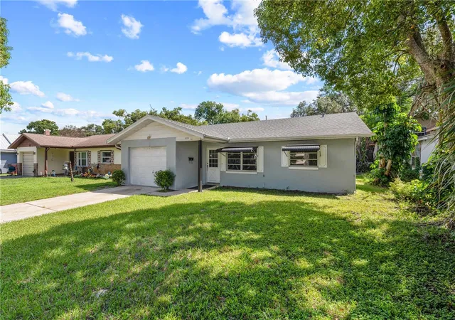 Photo 2 of Single family home for sale at 519 Massachusetts Ave, Saint Cloud, FL 34769 | MLS# S5158249 | Listing updated on 2026-09-30