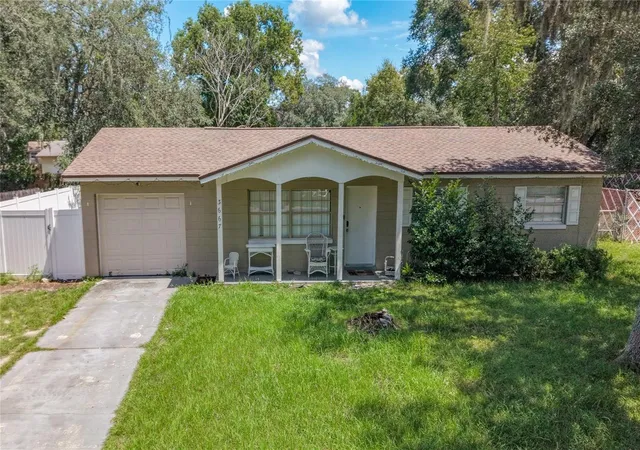 Photo 1 of Single family home for sale at 3667 Trianon Dr, Orlando, FL 32818 | MLS# O6444541 | Listing updated on 2026-10-07