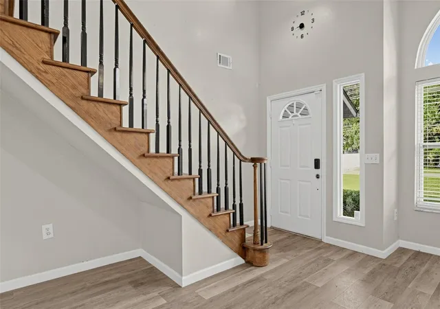 Photo 1 of Single family home for sale at 45 Hayes Rd, Winter Springs, FL 32708 | MLS# O6444542 | Listing updated on 2026-09-25