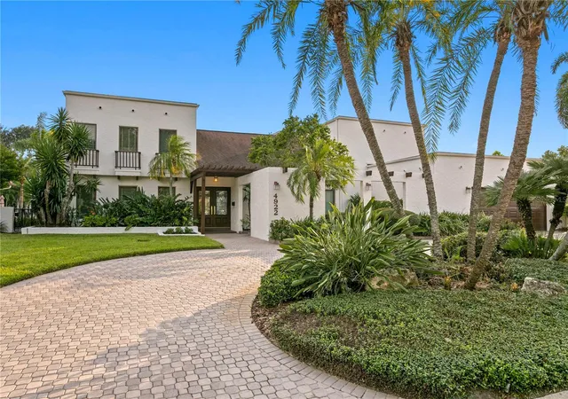 Photo 1 of Single family home for sale at 4922 W Bay Way Pl, Tampa, FL 33629 | MLS# TB8551871 | Listing updated on 2026-10-30