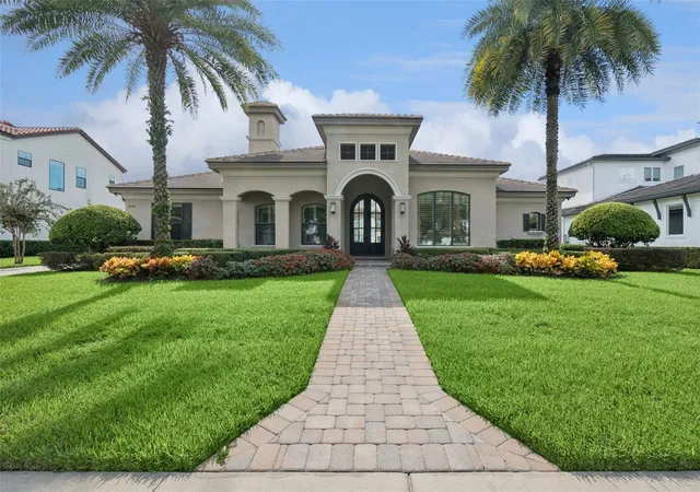 Photo 1 of Single family home for sale at 11532 Waterstone Loop Dr, Windermere, FL 34786 | MLS# O6444548 | Listing updated on 2026-10-14