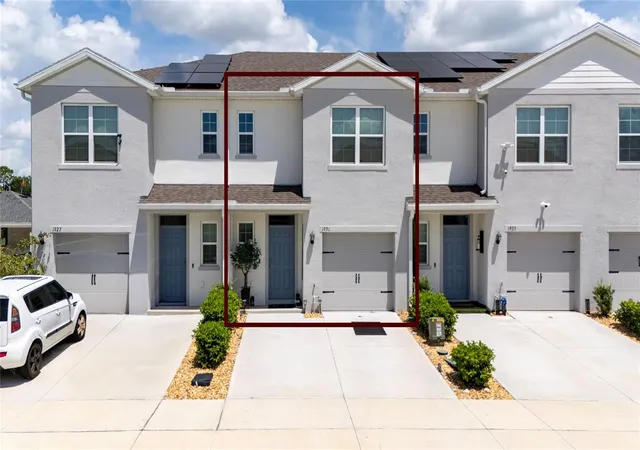 Photo 2 of Townhouse for sale at 1931 Tamarack Pass, Davenport, FL 33837 | MLS# S5158256 | Listing updated on 2026-10-10