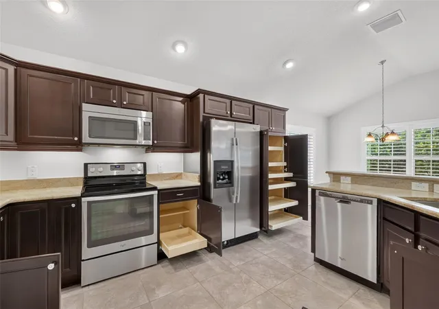 Photo 4 of Single family home for sale at 3376 Mayflower Loop, The Villages, FL 32163 | MLS# G5118232 | Listing updated on 2026-10-01