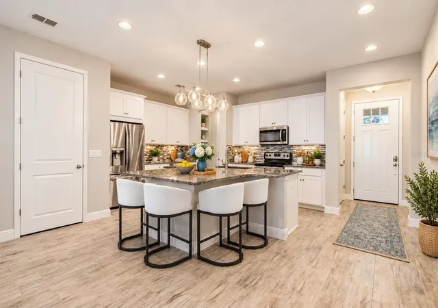 Photo 4 of Townhouse for sale at 5527 Cumberland Star Ct, Lutz, FL 33558 | MLS# TB8551897 | Listing updated on 2026-10-12