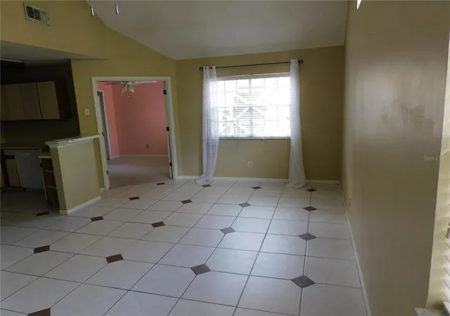 Photo 2 of Condo for sale at 575 Bloomington Ct #28, Altamonte Springs, FL 32714 | MLS# O6444557 | Listing updated on 2026-10-03