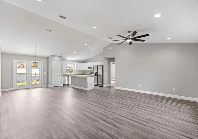 Photo 4 of Single family home for sale at 13 Fisher Run Ter, Ocklawaha, FL 32179 | MLS# OM732847 | Listing updated on 2026-09-25