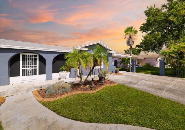 Photo 1 of Single family home for sale at 6012 Francis Dr, Apollo Beach, FL 33572 | MLS# A4707308 | Listing updated on 2026-09-30