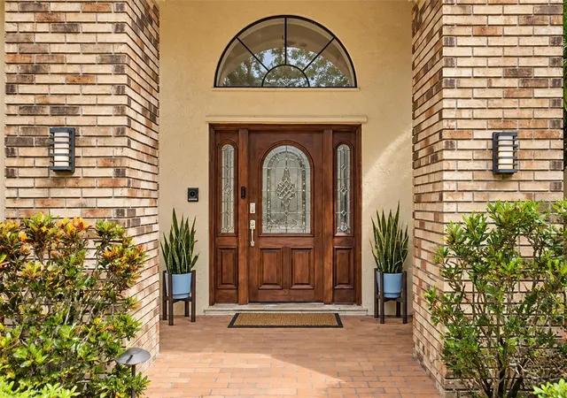Photo 2 of Single family home for sale at 2986 Cielo Cir N, Clearwater, FL 33759 | MLS# O6444559 | Listing updated on 2026-10-03