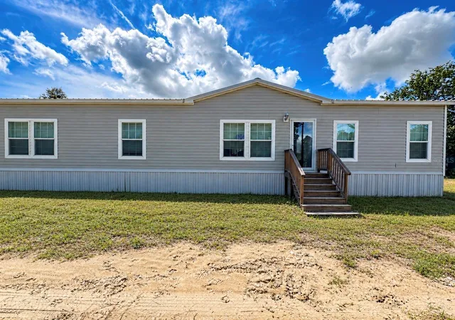 Manufactured home for sale at 6968 W Peking Ct, DUNNELLON, FL 34433 | MLS# W7889801