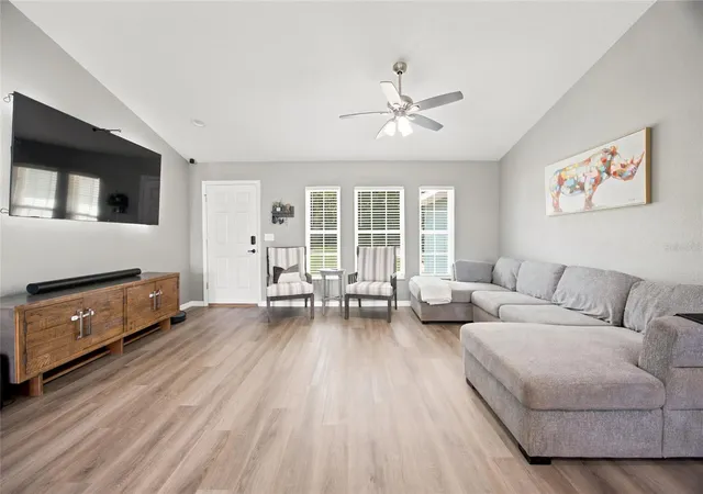 Photo 2 of Single family home for sale at 15093 SE 93rd Court, Summerfield, FL 34491 | MLS# OM732848 | Listing updated on 2026-09-25