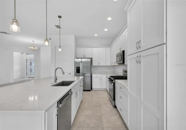 Photo 4 of Single family home for sale at 654 Shivers Loop, The Villages, FL 34762 | MLS# G5118233 | Listing updated on 2026-09-28