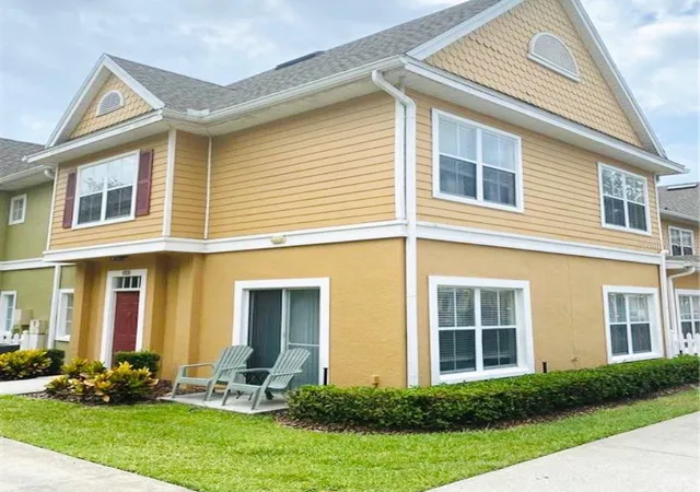 Townhouse for sale at 4001 Santa Maria Dr #107, KISSIMMEE, FL 34741 | MLS# G5118237