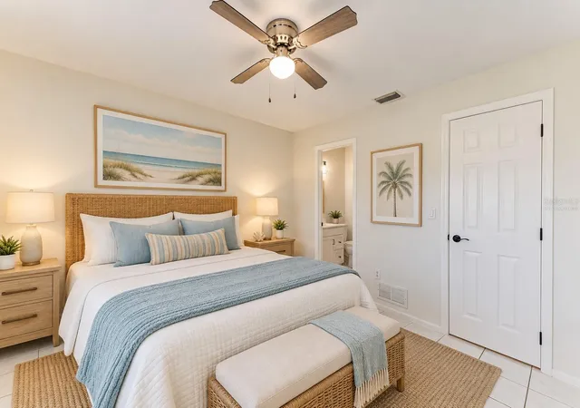 Photo 4 of Single family home for sale at 464 Beverly Rd, Venice, FL 34293 | MLS# N6145912 | Listing updated on 2026-09-28