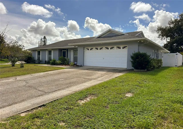 Photo 1 of Single family home for sale at 1818 Orange Hl Dr, Brandon, FL 33510 | MLS# TB8551916 | Listing updated on 2026-10-04