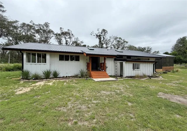 Photo 1 of Single family home for sale at 12212 Nw 194th Terrace, Alachua, FL 32615 | MLS# GC543772 | Listing updated on 2026-09-29