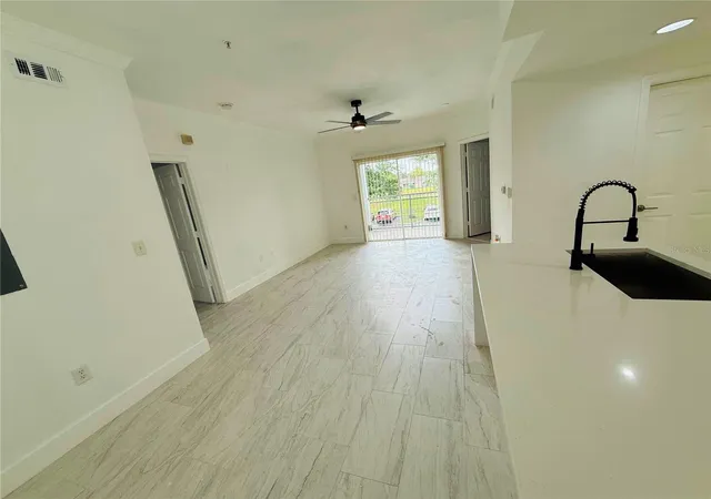 Photo 3 of Condo for sale at 3712 Castle Pines Ln #4122, Orlando, FL 32839 | MLS# O6444585 | Listing updated on 2026-09-26
