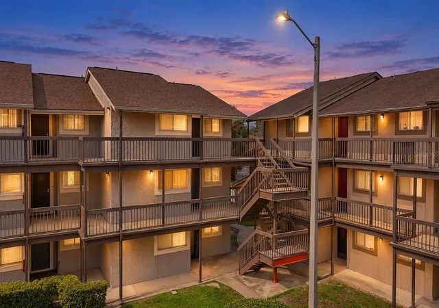 Condo for sale at 6308 Newtown Cir #8B5, TAMPA, FL 33615 | MLS# TB8551926