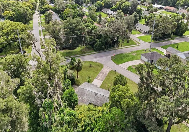 Photo 4 of Single family home for sale at 701 Springbank Ave, Orange City, FL 32763 | MLS# V4951487 | Listing updated on 2026-09-27
