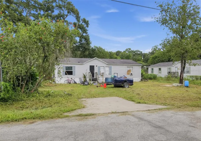 Photo 1 of Manufactured home for sale at 4915 Se 149th Street, Summerfield, FL 34491 | MLS# O6444590 | Listing updated on 2026-09-25
