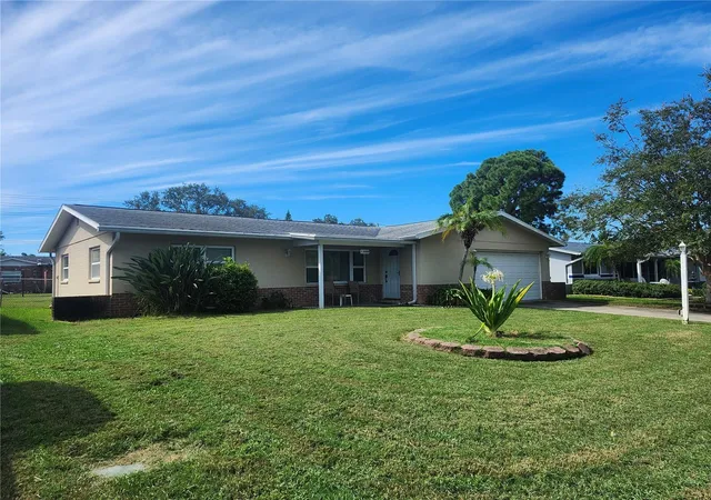 Photo 2 of Single family home for sale at 13800 87th Avenue, Seminole, FL 33776 | MLS# TB8551932 | Listing updated on 2026-10-15