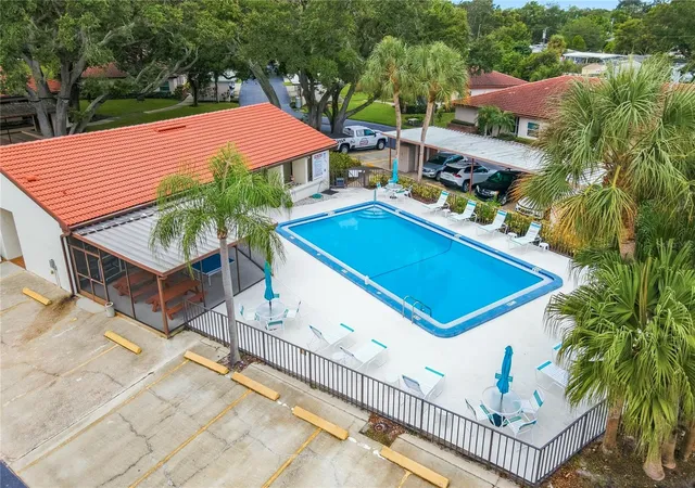 Photo 3 of Condo for sale at 1104 Tarridon Ct, Dunedin, FL 34698 | MLS# TB8551934 | Listing updated on 2026-09-26
