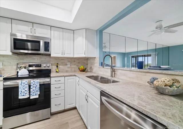 Photo 2 of Condo for sale at 8150 Brent St #742, Port Richey, FL 34668 | MLS# W7889804 | Listing updated on 2026-10-07