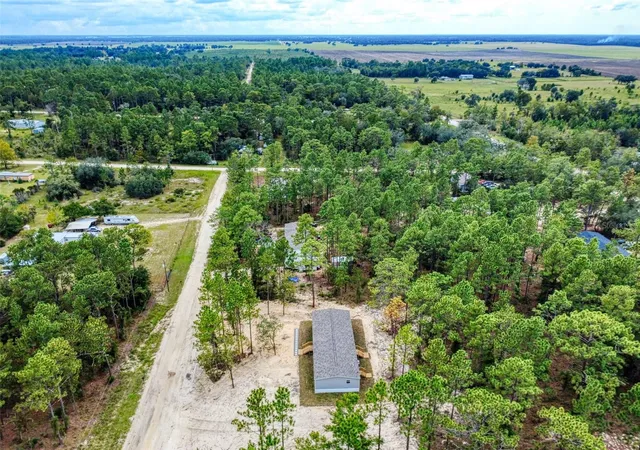 Photo 4 of Manufactured home for sale at 730 NE 131 Avenue, Williston, FL 32696 | MLS# A4707321 | Listing updated on 2026-09-26