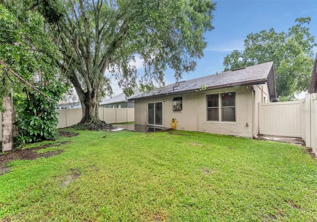 Photo 2 of Single family home for sale at 842 Rockingham Rd, Lakeland, FL 33809 | MLS# L4965326 | Listing updated on 2026-09-29
