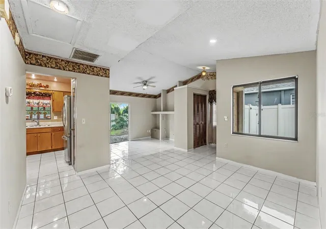 Photo 4 of Single family home for sale at 842 Rockingham Rd, Lakeland, FL 33809 | MLS# L4965326 | Listing updated on 2026-09-29