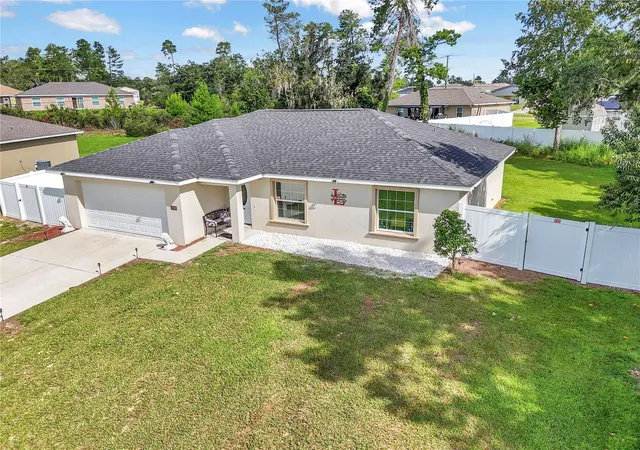 Single family home for sale at 2308 SW 168th Loop, OCALA, FL 34473 | MLS# OM732858
