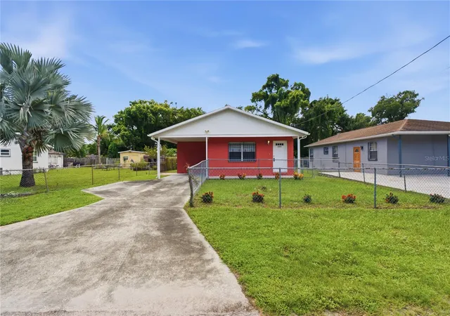 Photo 1 of Single family home for sale at 3721 E N Bay St, Tampa, FL 33610 | MLS# TB8551940 | Listing updated on 2026-10-28
