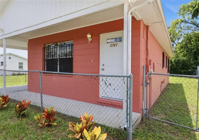 Photo 3 of Single family home for sale at 3721 E N Bay St, Tampa, FL 33610 | MLS# TB8551940 | Listing updated on 2026-10-28
