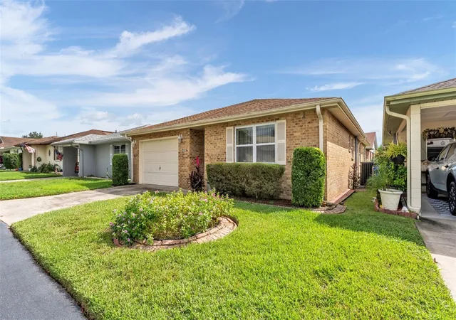 Photo 1 of Single family home for sale at 450 Nighthawk Dr, Lakeland, FL 33813 | MLS# L4965327 | Listing updated on 2026-10-22