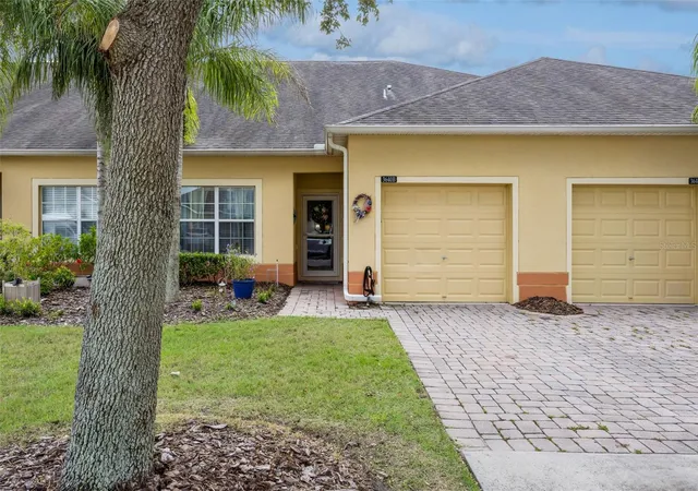 Photo 1 of Single family home for sale at 3640 Solana Cir #11B, Clermont, FL 34711 | MLS# O6444611 | Listing updated on 2026-10-10