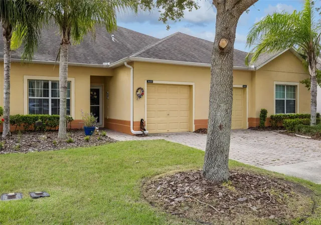 Photo 2 of Single family home for sale at 3640 Solana Cir #11B, Clermont, FL 34711 | MLS# O6444611 | Listing updated on 2026-10-10