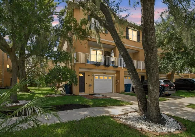 Townhouse for sale at 6829 S Kissimmee St, TAMPA, FL 33616 | MLS# TB8551957
