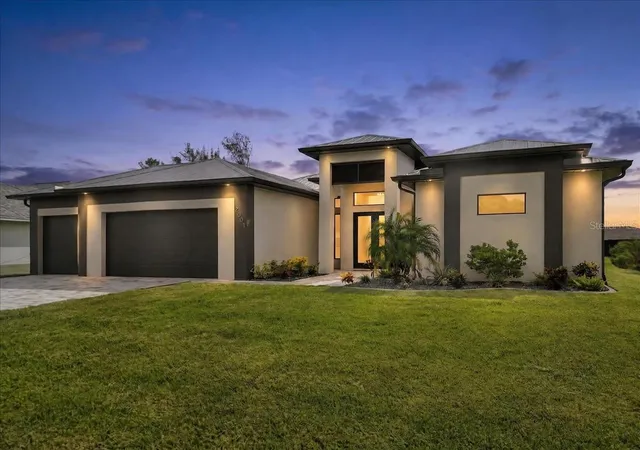 Single family home for sale at 2001 SW 8th Court, CAPE CORAL, FL 33991 | MLS# C7531189