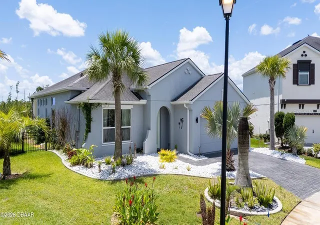 Photo 3 of Single family home for sale at 171 Azure Ct, Daytona Beach, FL 32124 | MLS# V4951494 | Listing updated on 2026-10-08