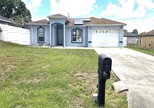 Photo 1 of Single family home for sale at 6012 Lake Ruth Dr E, Dundee, FL 33838 | MLS# L4965331 | Listing updated on 2026-10-01