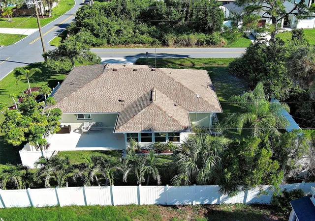 Photo 3 of Single family home for sale at 785 Cypress Rd, Venice, FL 34293 | MLS# N6145915 | Listing updated on 2026-09-28
