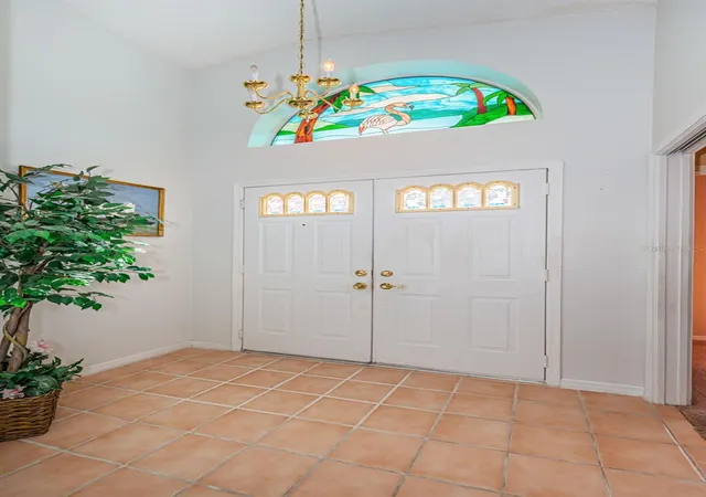 Photo 3 of Single family home for sale at 812 High Point Ct, Tarpon Springs, FL 34689 | MLS# W7889809 | Listing updated on 2026-10-03