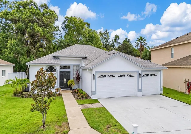 Photo 3 of Single family home for sale at 15709 Muirfield Dr, Odessa, FL 33556 | MLS# TB8551966 | Listing updated on 2026-09-28