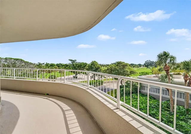 Photo 1 of Condo for sale at 775 Longboat Clb Rd #304, Longboat Key, FL 34228 | MLS# A4707329 | Listing updated on 2026-10-13