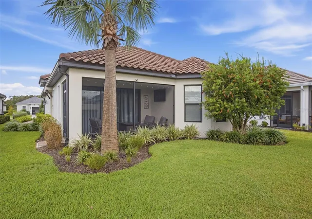 Photo 3 of Single family home for sale at 4270 Cairoli Ct, Zephyrhills, FL 33543 | MLS# TB8551968 | Listing updated on 2026-10-10