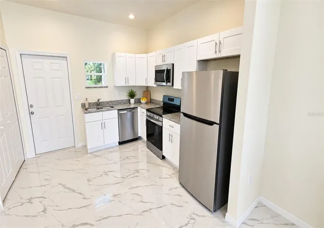 Photo 3 of Single family home for sale at 3104 Gavin Ave, Lake Placid, FL 33852 | MLS# C7531192 | Listing updated on 2026-09-25