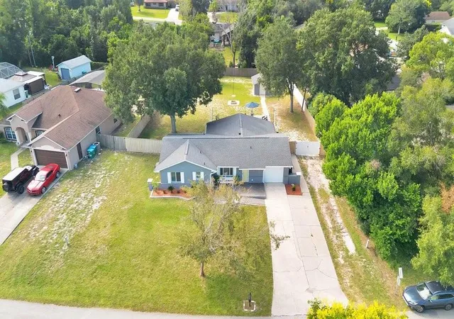 Photo 3 of Single family home for sale at 581 Fourwind St, Deltona, FL 32725 | MLS# O6444625 | Listing updated on 2026-10-04