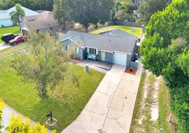 Photo 4 of Single family home for sale at 581 Fourwind St, Deltona, FL 32725 | MLS# O6444625 | Listing updated on 2026-10-04