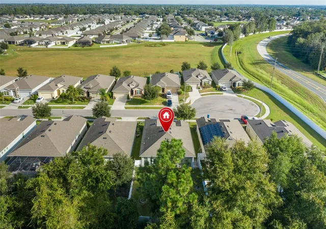 Photo 3 of Single family home for sale at 13786 Hunting Crk Pl, Spring Hill, FL 34609 | MLS# TB8551975 | Listing updated on 2026-10-10